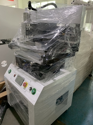 طابعة الصبغة الحامية Semi Auto 3250 ، CHM-551 Pick Place Machine ، 830 Reflow Oven
