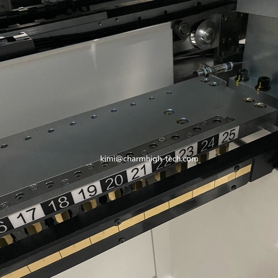 طاولة أعلى CHM-650 عالية الدقة 4 رؤوسة SMT PCB قطعة التركيب