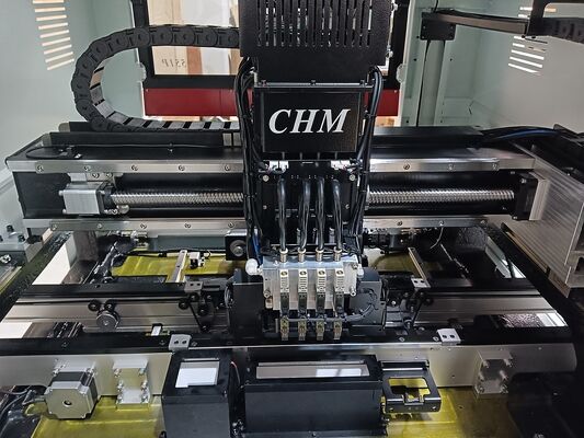 خط إنتاج CHM-551P SMT ذو 4 رؤوس دقة عالية مع فرن إعادة التدفق ذو 4 مناطق لتجميع PCB