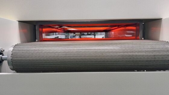 الفرن الصناعي للتجفيف الإشعاعي مع 6 مناطق تسخينية 280 درجة مئوية الحرارة القصوى والتحكم في PID لتجفيف الطلاء