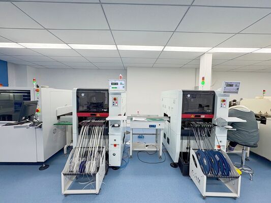 أفضل بائع 6 رؤوس TC06 اختيار ووضع آلة إطار حديد صب SMT شريحة مصعد