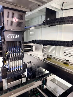 آلة تحديد المواقع و التركيب الكلية لـ PCB SMD ذاتية التشغيل بالكامل مع قاعدة CHM-551